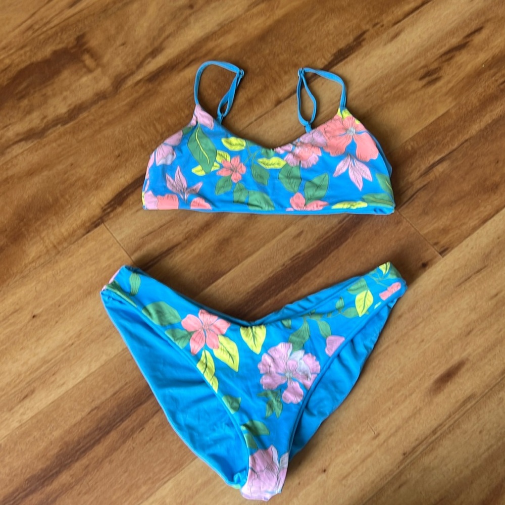 Maaji bikini, size large